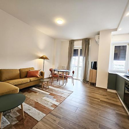 Hbhall Linate Apartment Milan Luaran gambar